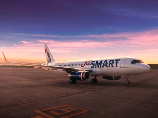 JetSMART and ECS Group sign strategic contract for air cargo movement in South America