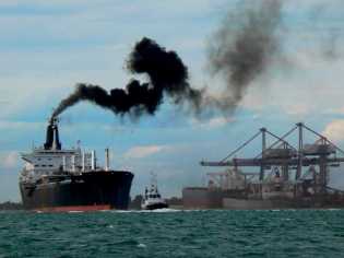 GHG Emissions Regulations for 2025: Impact and Challenges for the Maritime Industry